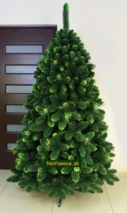zelený umelý vianoèný stromèek